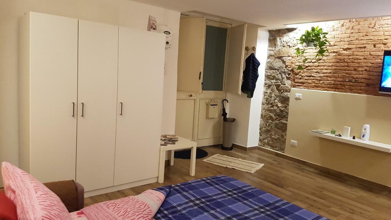 Holiday House Da Carlo Catania Exterior photo